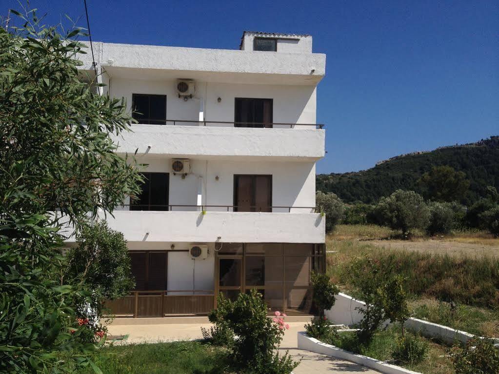 Nikos Bnb 팔리라키 외부 사진
